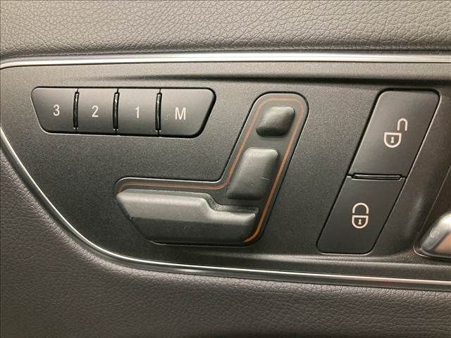Mercedes Benz GLA-CLASS 2014-09 11512-5