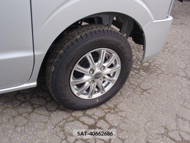 Suzuki EVERY 2023-09 297506-5