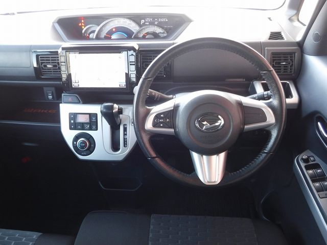 Daihatsu WAKE 2015-01 17579-8