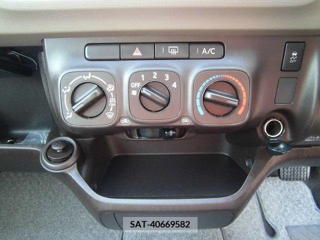 Toyota PASSO 2016-03 218496-21