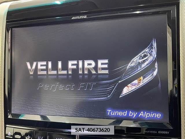 Toyota VELLFIRE 2013-08 348408-2