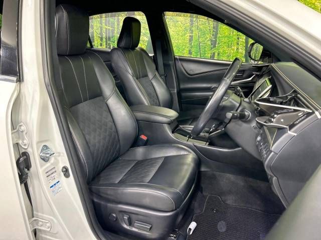 Toyota HARRIER 2018-01 185532-8