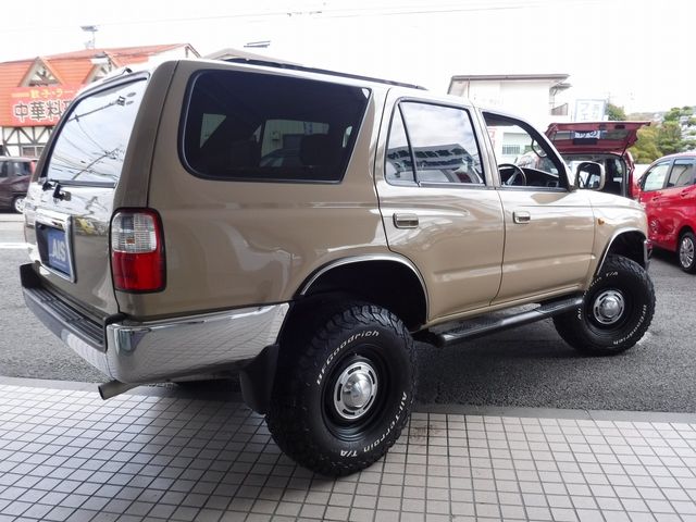 Toyota HILUX SURF 2001-02 24067-2