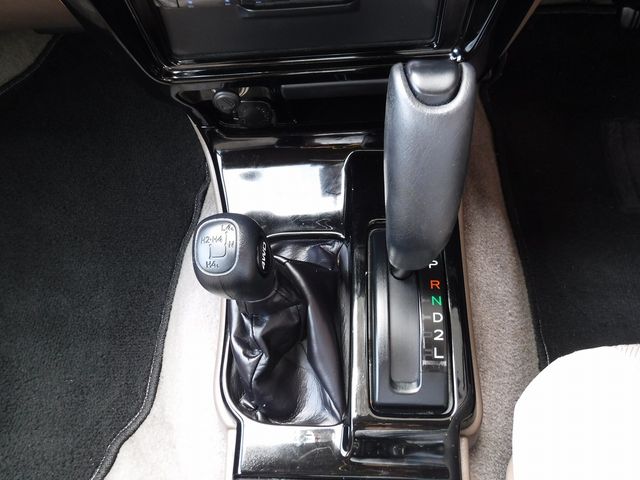 Toyota HILUX SURF 2001-02 24067-15