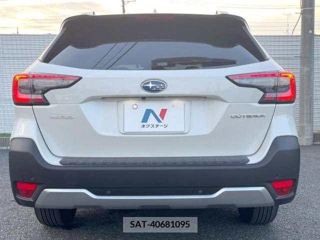 Subaru OUTBACK 2022-03 348814-15