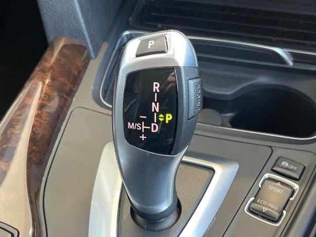 Bmw 3 SERIES 2017-04 192283-11