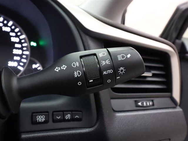 Lexus RX 2016-01 812-10
