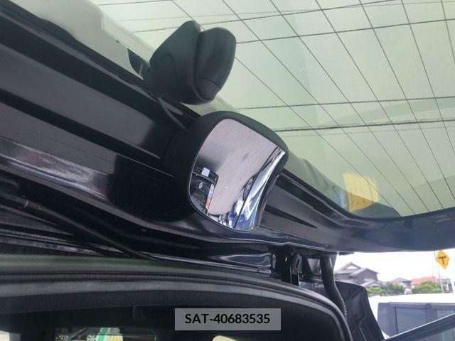 Honda N BOX CUSTOM 2019-10 279216-6
