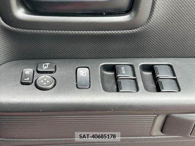 Suzuki SPACIA 2021-03 285567-28