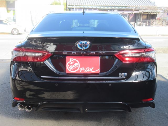Toyota CAMRY HYBRID 2021-06 182582-4