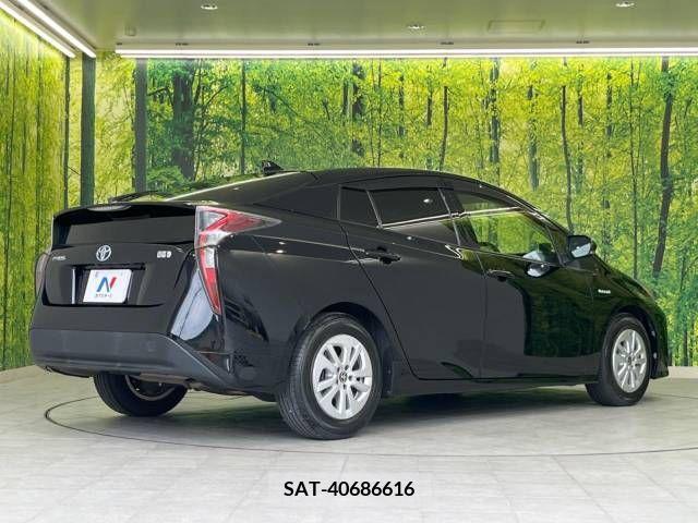Toyota PRIUS 2015-12 329310-17