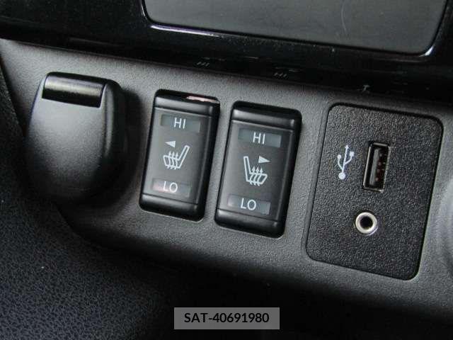 Nissan LEAF 2018-09 230158-9