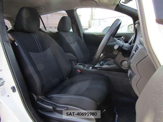 Nissan LEAF 2018-09 230158-16