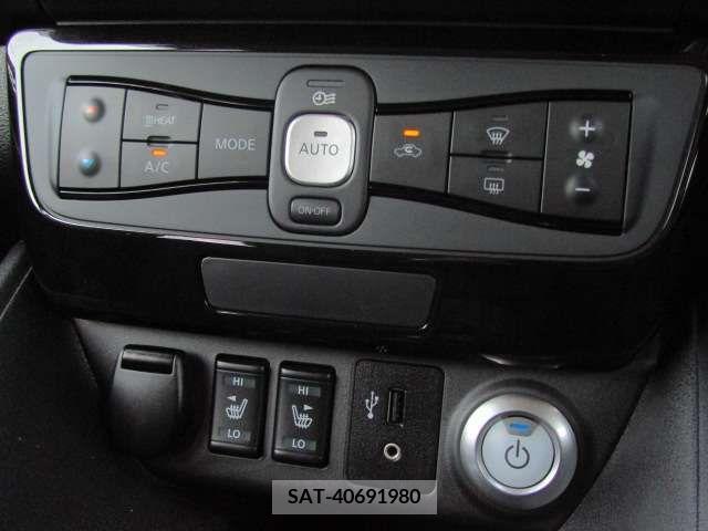 Nissan LEAF 2018-09 230158-13