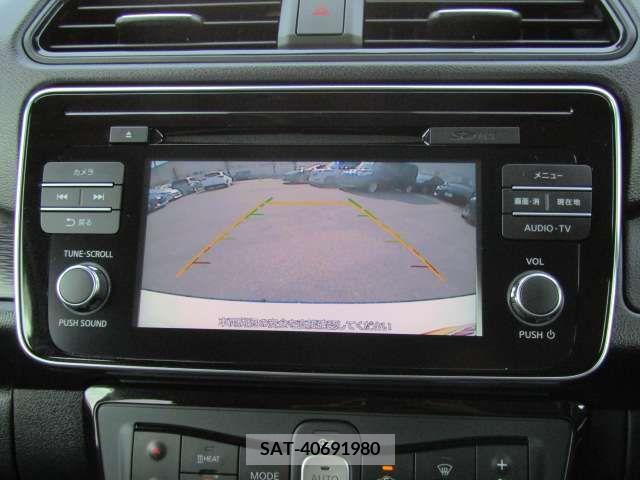 Nissan LEAF 2018-09 230158-10