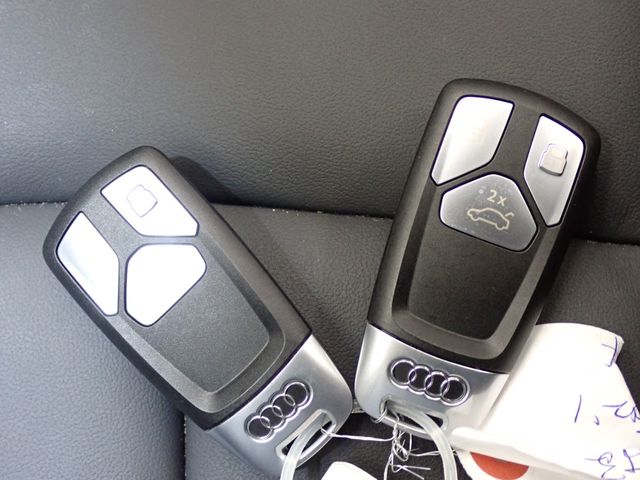 Audi A4 2020-12 184856-26