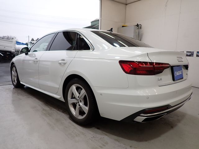 Audi A4 2020-12 184856-2