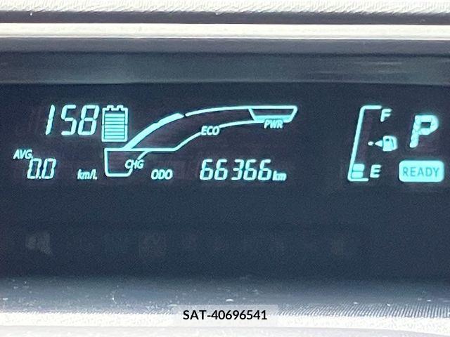Toyota AQUA 2014-09 211854-18