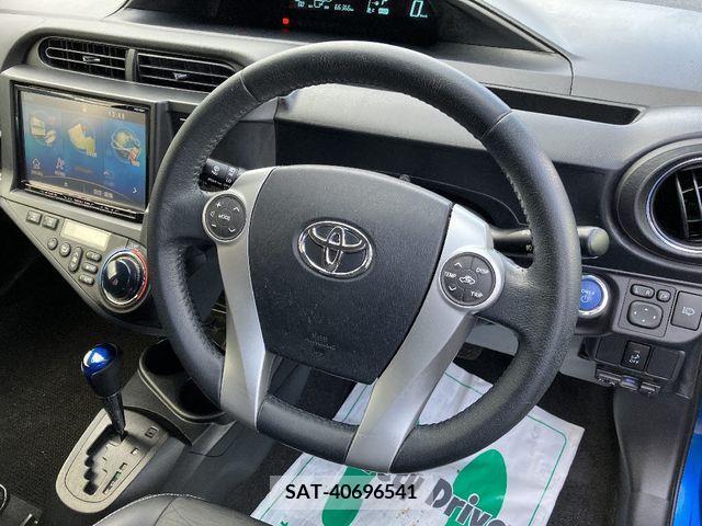 Toyota AQUA 2014-09 211854-7