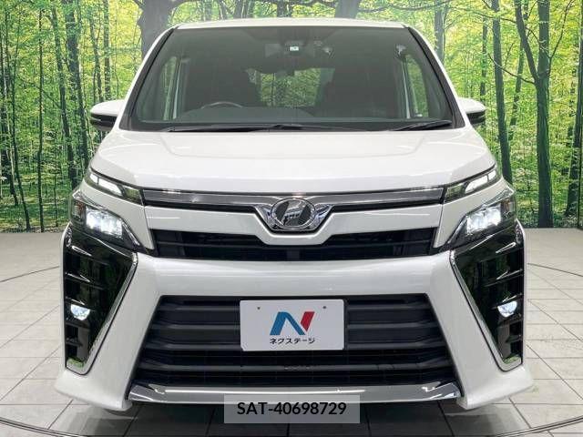 Toyota VOXY 2017-07 289128-15