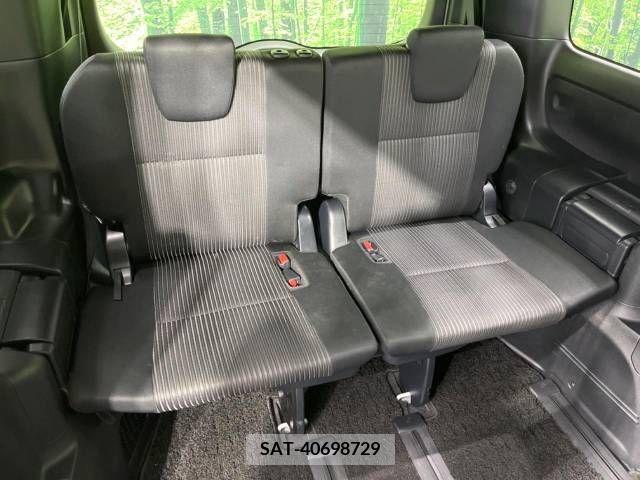Toyota VOXY 2017-07 289128-10