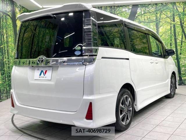 Toyota VOXY 2017-07 289128-18