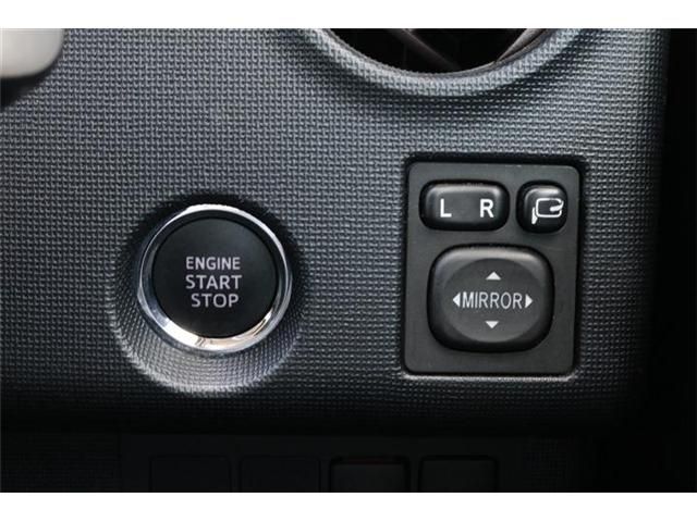 Toyota SPADE 2014-06 5633-8