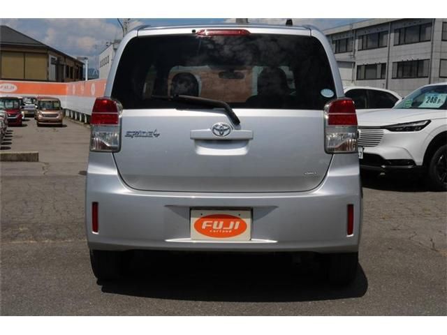 Toyota SPADE 2014-06 5633-23