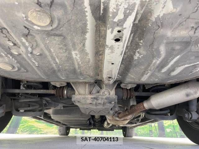 Toyota VOXY 2018-07 370521-19