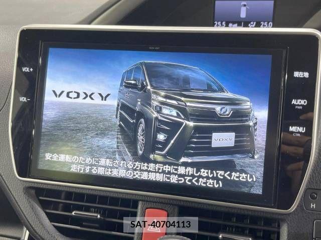 Toyota VOXY 2018-07 370521-4
