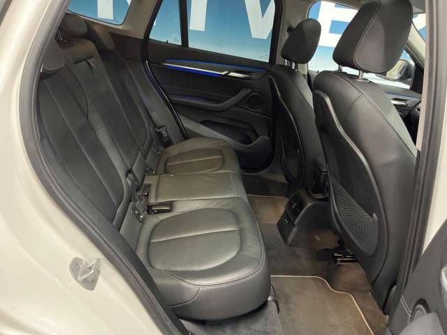 Bmw X1 2021-03 183940-9