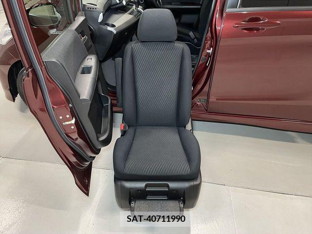 Honda FREED HYBRID 2014-11 270486-1