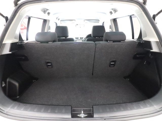 Suzuki SWIFT 2011-04 26927-7