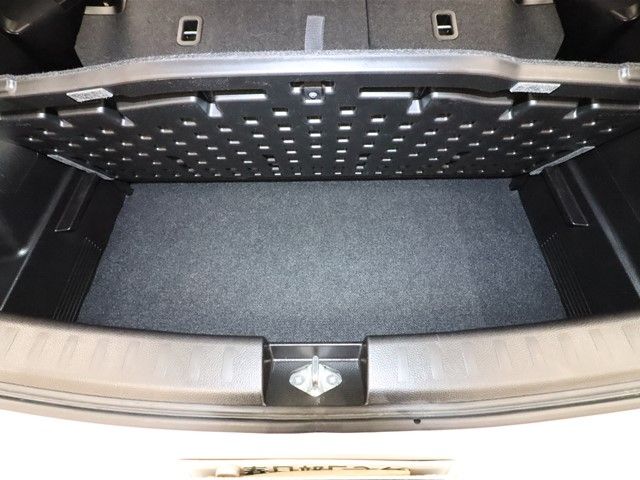 Suzuki SWIFT 2011-04 26927-9
