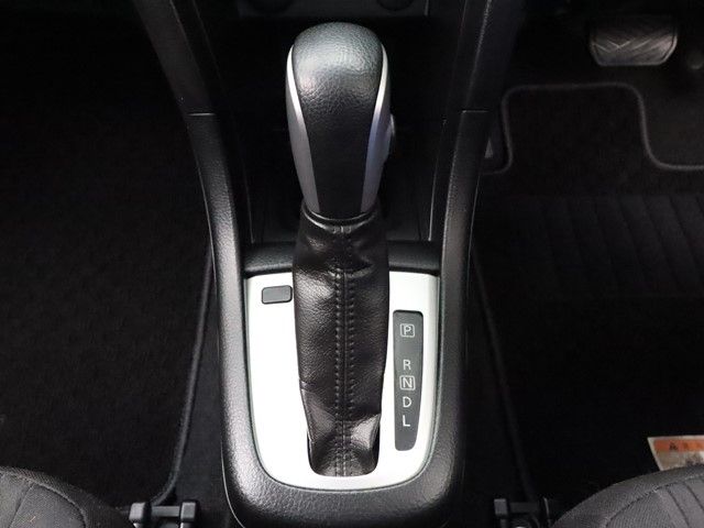 Suzuki SWIFT 2011-04 26927-17