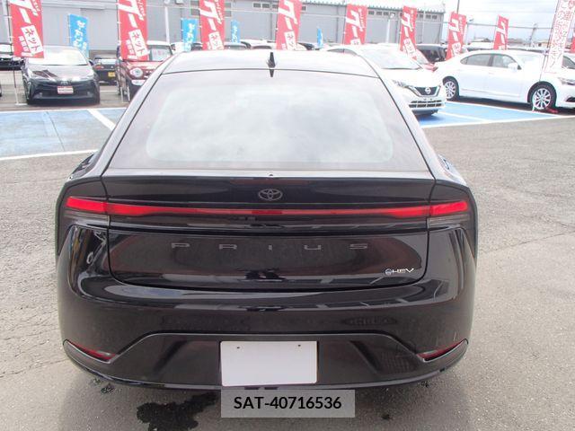 Toyota PRIUS 2023-06 341321-6
