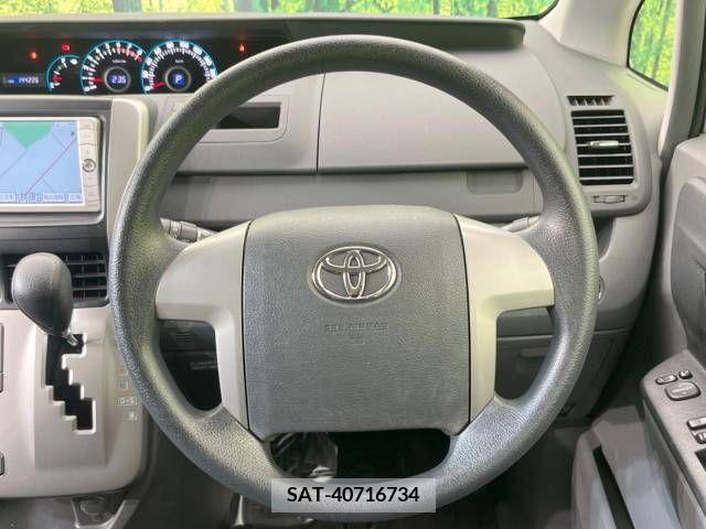 Toyota VOXY 2009-10 251211-12