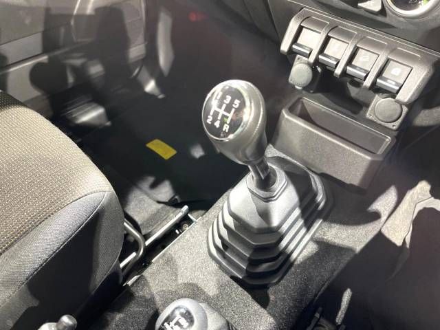 Suzuki JIMNY 2019-04 7167-6