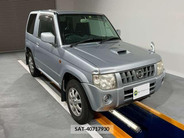 Nissan KICKS 2009-04 304919-1