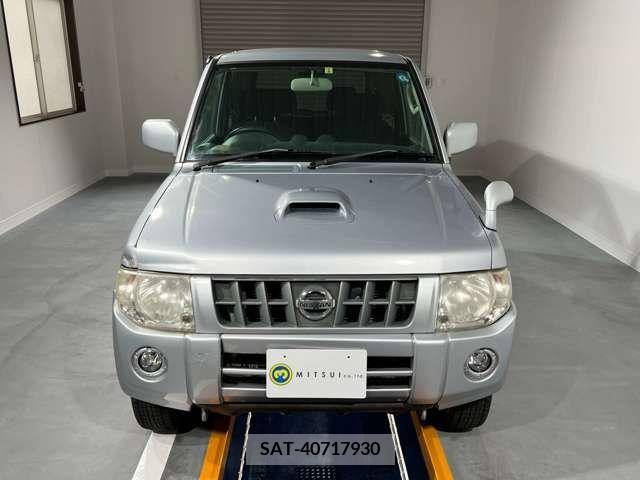 Nissan KICKS 2009-04 304919-2