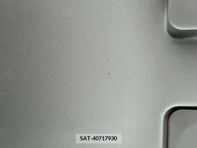 Nissan KICKS 2009-04 304919-11