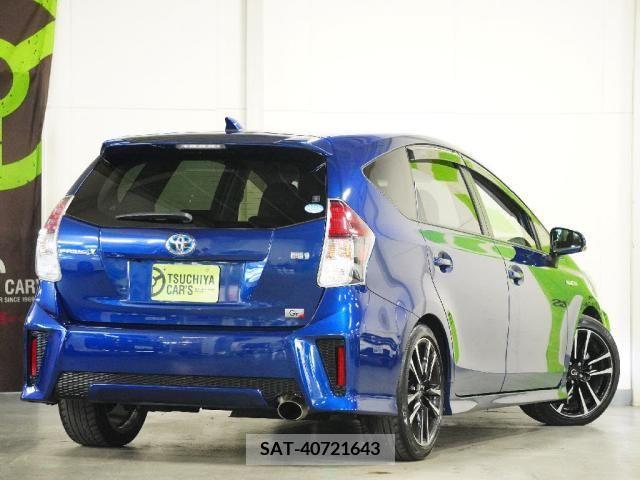 Toyota PRIUS ALPHA 2016-07 255561-1