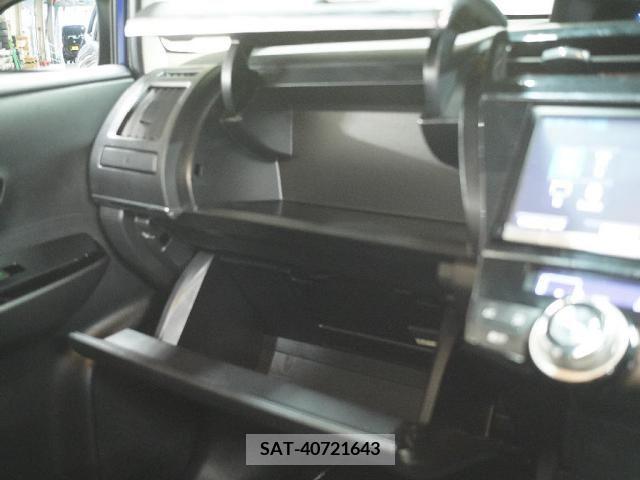Toyota PRIUS ALPHA 2016-07 255561-13