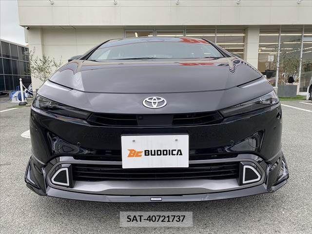 Toyota PRIUS 2023-08 281801-8