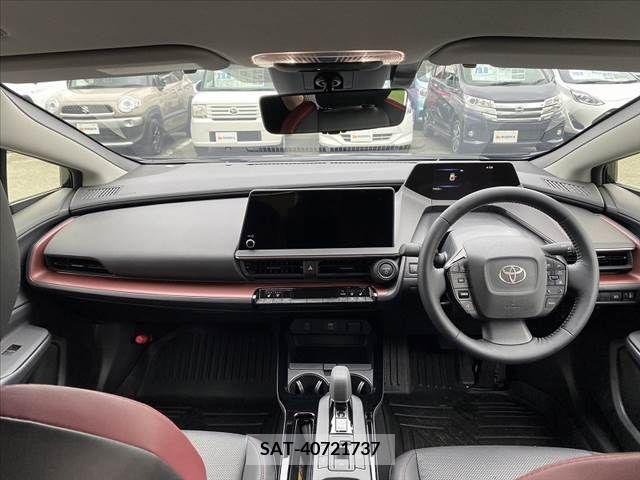 Toyota PRIUS 2023-08 281801-1