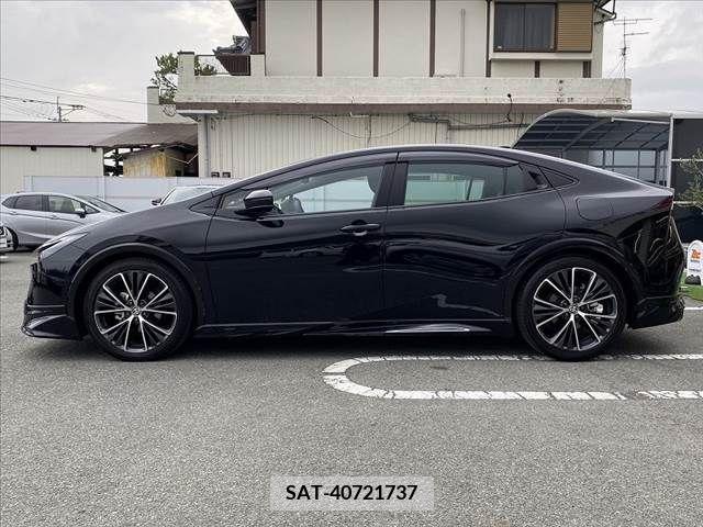 Toyota PRIUS 2023-08 281801-10