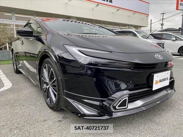 Toyota PRIUS 2023-08 281801-9