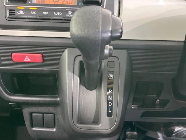 Suzuki SPACIA 2018-09 184011-7