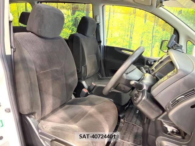 Nissan SERENA 2010-02 251639-8