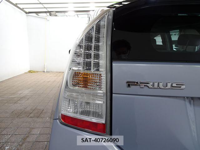 Toyota PRIUS 2010-02 322091-16